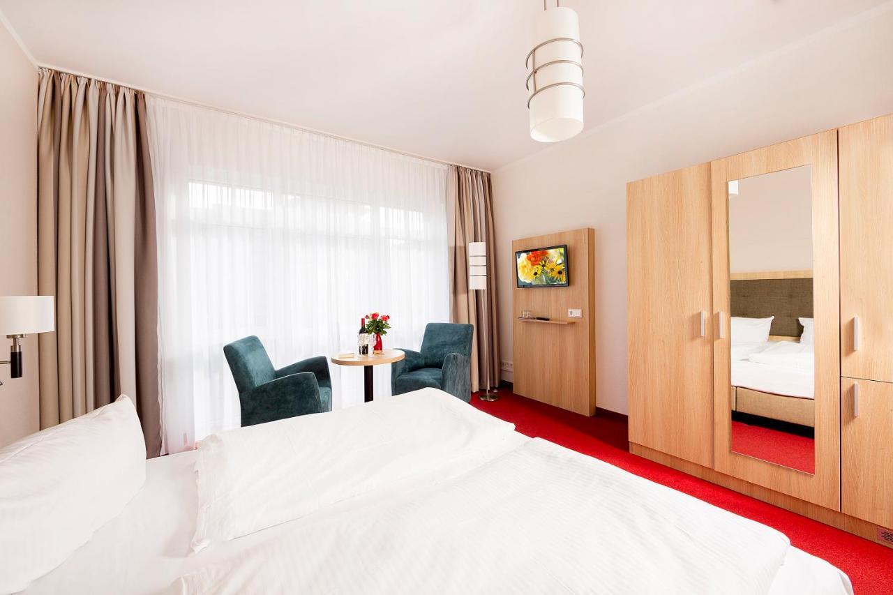 Hotel Garni Sonne Ostseebad Heringsdorf Exterior foto